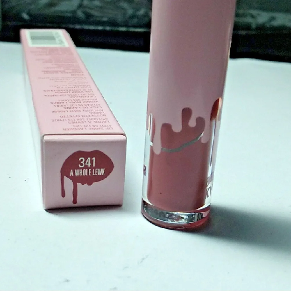 Kylie Lip Shine Lacquer in A Whole Lewk Pink NEW in Box Lipstick Lip gloss